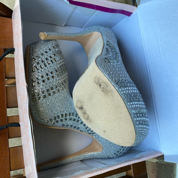 Sparkly high heels - Picture 5 of 5